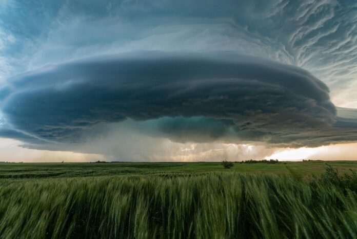 burza tornado